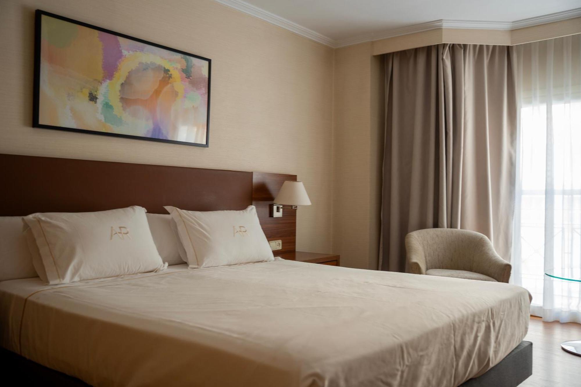 Aparto-Hotel Rosales Madrid Eksteriør bilde