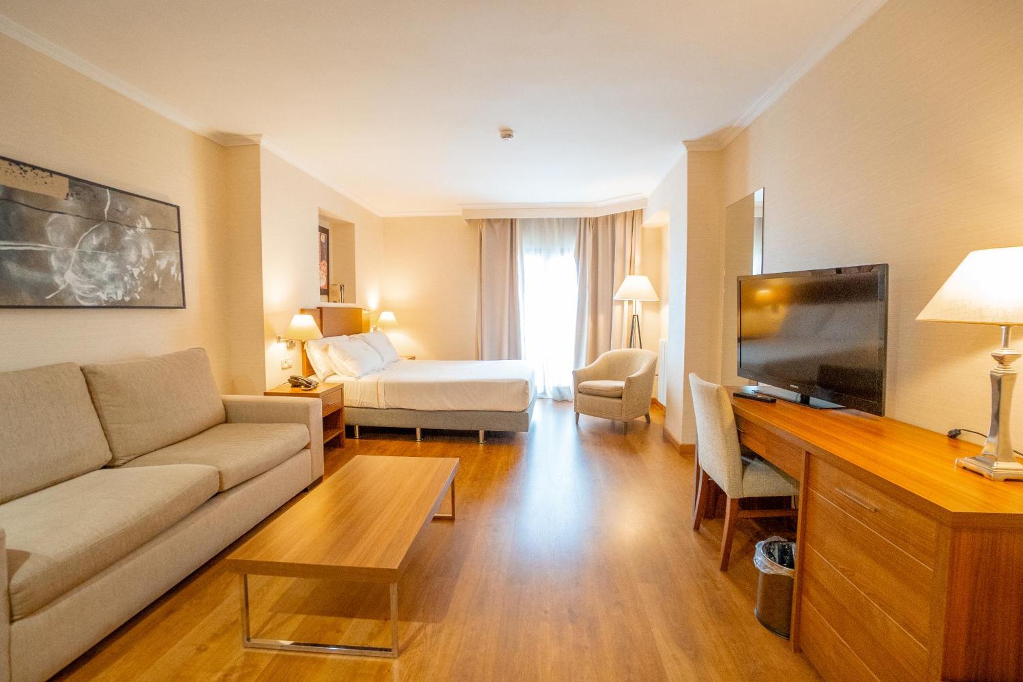 Aparto-Hotel Rosales Madrid Eksteriør bilde
