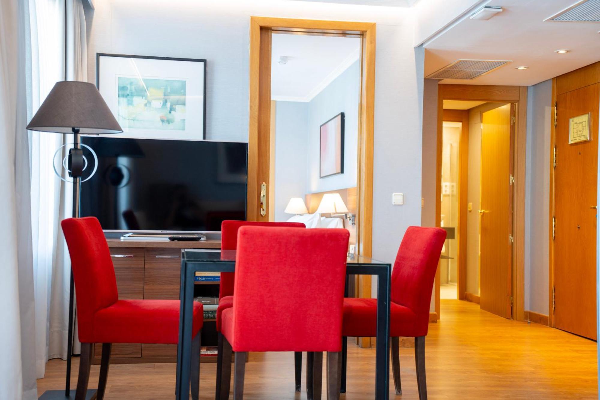 Aparto-Hotel Rosales Madrid Eksteriør bilde