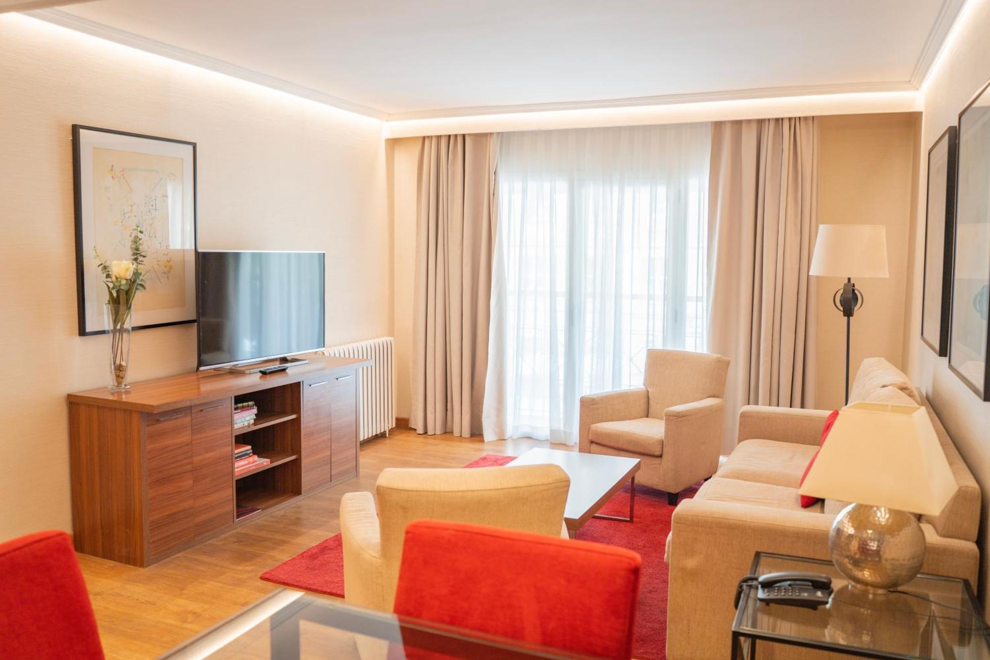 Aparto-Hotel Rosales Madrid Eksteriør bilde